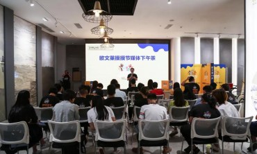 这家的瓷砖，为什么每年要专门请业主来“摸一摸”？