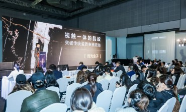 岩板·掘金 | 聚焦用户情感同频 欧文莱新品亮相引领迭代风潮