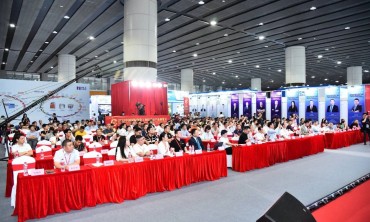 高质量发展战略实践再受肯定，欧文莱获颁“十大陶瓷品牌”奖项